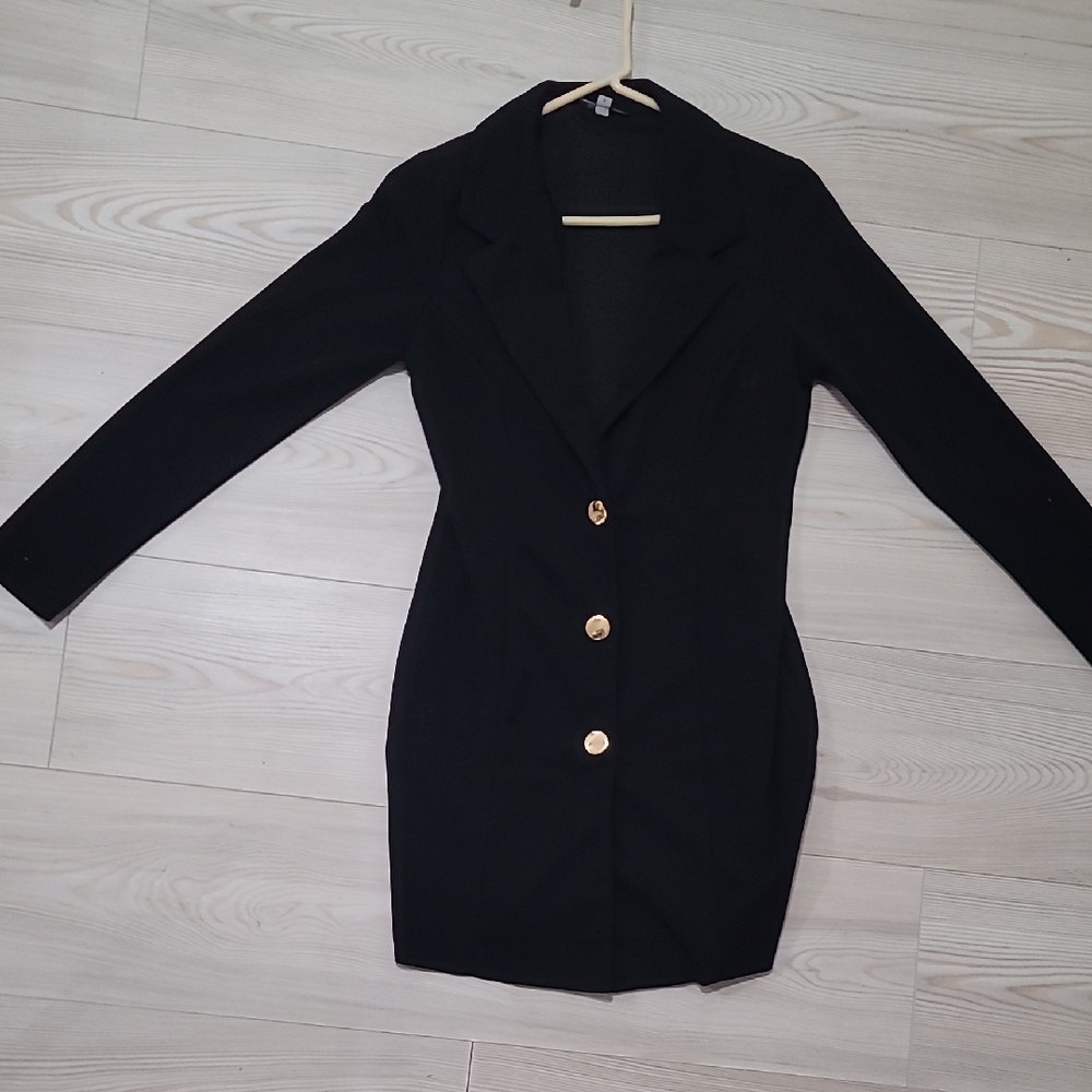 Elegant Black Women's Blazer with Gold Buttons